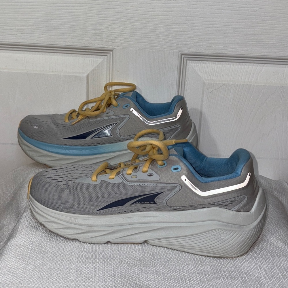Altra Women's Sneakers - Gray and Blue